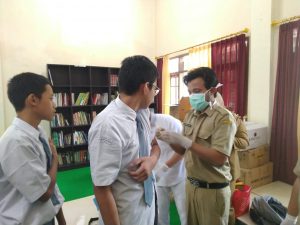 Imunisasi Difteri Di SMP & SMA Ar-Rohmah 1 Imunisasi Difteri Di SMP SMA Ar Rohmah 1