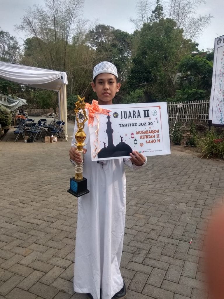 SMP Ar Rohmah Juara Tahfidz Se Malang Raya2