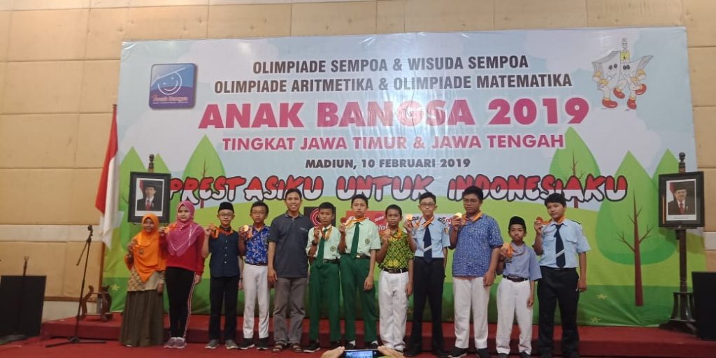 Tim SMP Ar Rohmah Memborong Medali Matematika Tingkat Jawa Timur Jawa Tengah 3