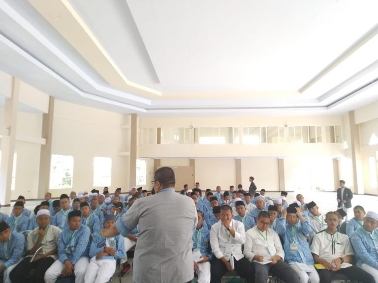 MPLS SMP-SMA Lembaga Pendidikan Islam Ar Rohmah 2019 “Jalin Ukhuwah Tebarkan Semangat Untuk Masa Depan Penuh Berkah”
