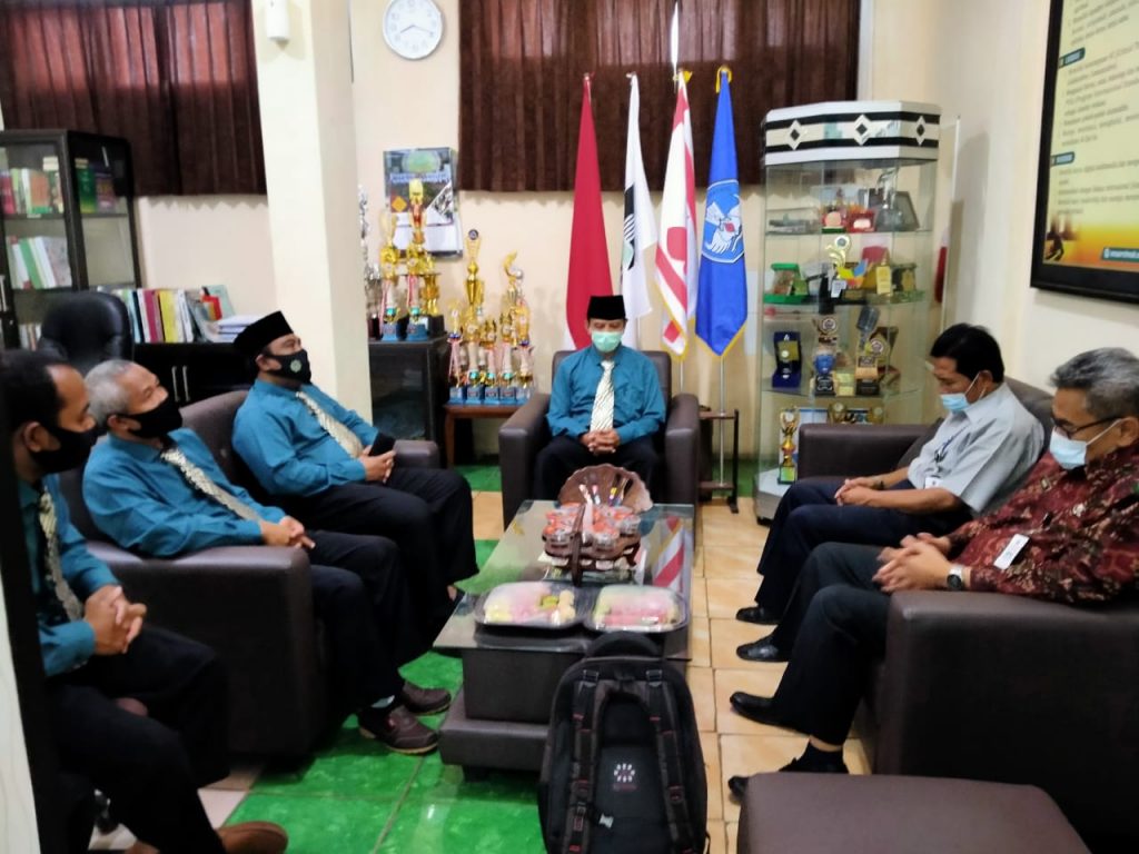 MEMUASKAN - Penilaian Kinerja Kepala Sekolah (PKKS) SMA Ar-Rohmah Putra Malang 6 SMA Ar Rohmah Putra PPKS 1