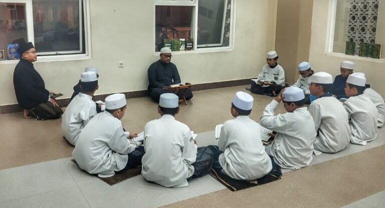 Tingkatkan Mutu Pembelajaran Al Qur'an, Kepesantrenan Ar-Rohmah Putra Gelar Supervisi Tilawah Metode Ummi