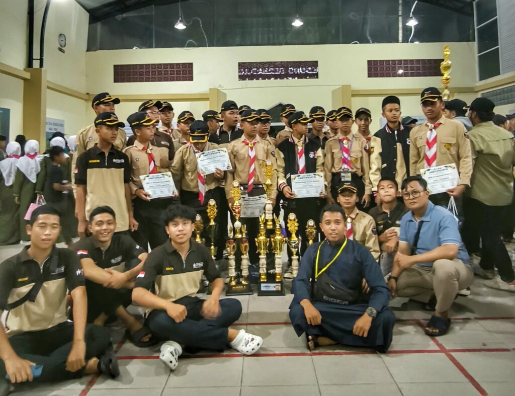 Hebat! Santri SMP Ar-Rohmah Borong 6 Juara di Lomba Pramuka Penggalang Se-Jawa Timur