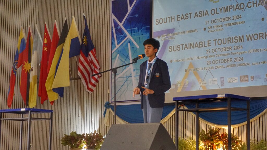 Bangga! 31 Santri SMA Ar Rohmah Tampil di ASEAN Olympiad Science & Language Championship 2024