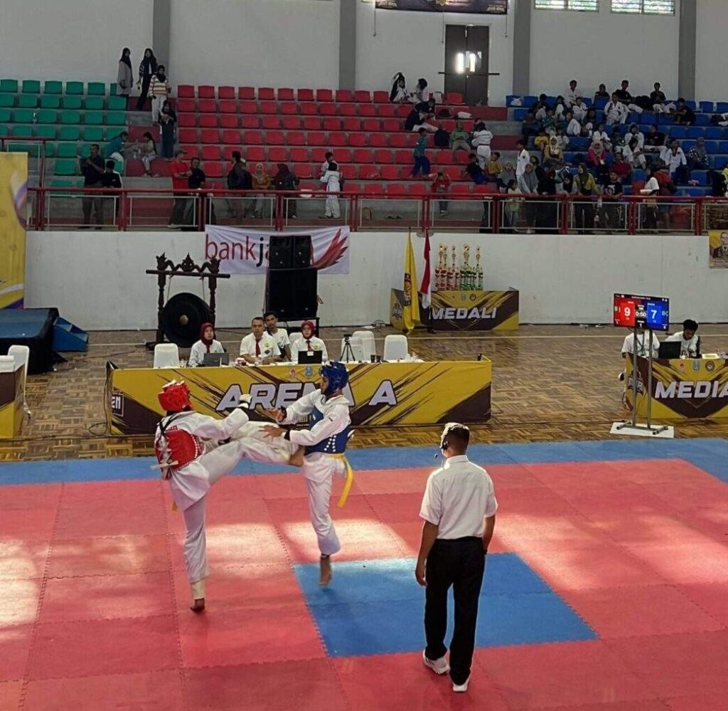 Keren! 18 Santri SMP Ar-Rohmah Putra Raih Juara I di Kejuaraan Pencak Silat Piala KONI Kota Batu