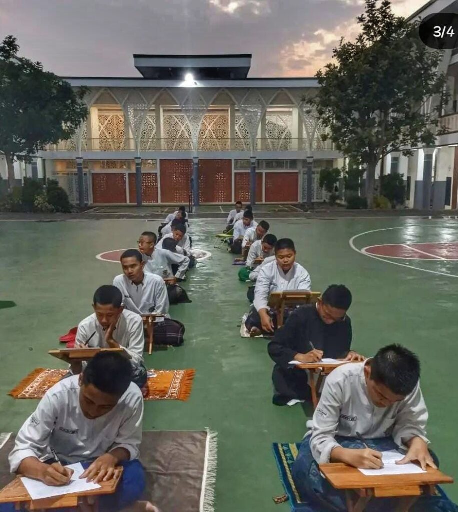 Program Intensif Terjemah Al-Qur'an, Ar-Rohmah Putra Bertekad Cetak Generasi Qur'ani