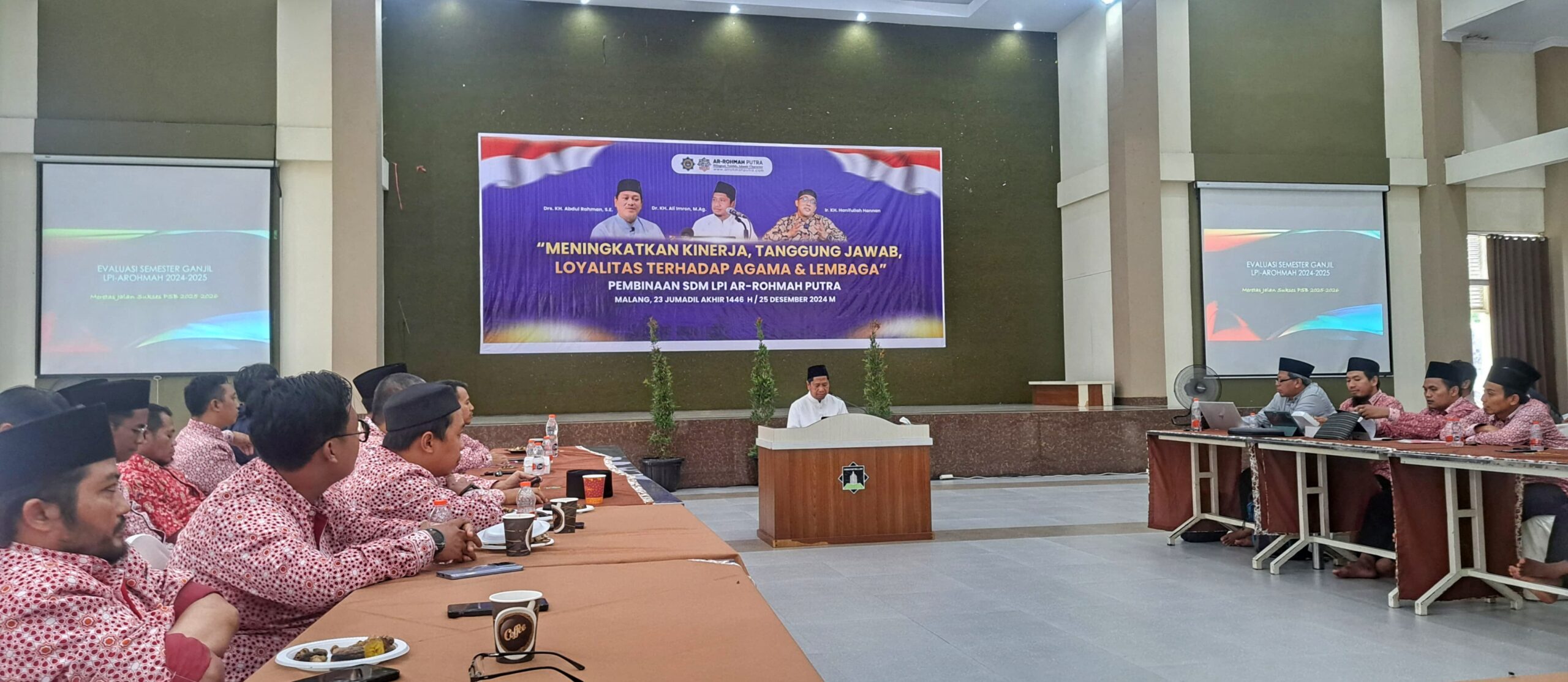 Tingkatkan Kualitas Pendidikan, Ar-Rohmah Putra Gelar Pembinaan SDM 1 Pembinaan SDM SMP SMA Ar Rohmah Putra scaled