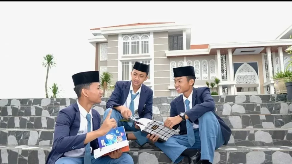 SMA Ar-Rohmah Putra IBS Juara Umum OSN-P 2025 Se-Kabupaten Malang, Ungguli Semua Sekolah Negeri